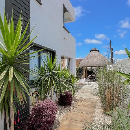 Residence Celestial - Premium 3 Bedrooms Villa With Volcanic Stone Pool Grand Baie Exteriör bild