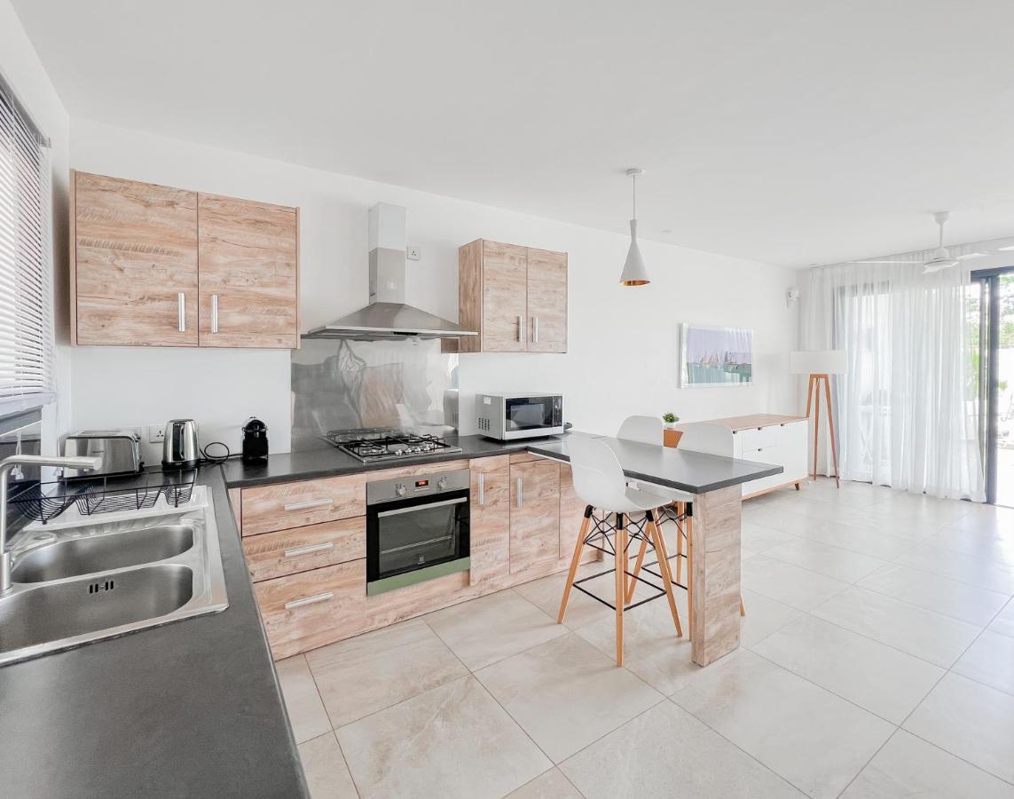 Residence Celestial - Premium 3 Bedrooms Villa With Volcanic Stone Pool Grand Baie Exteriör bild