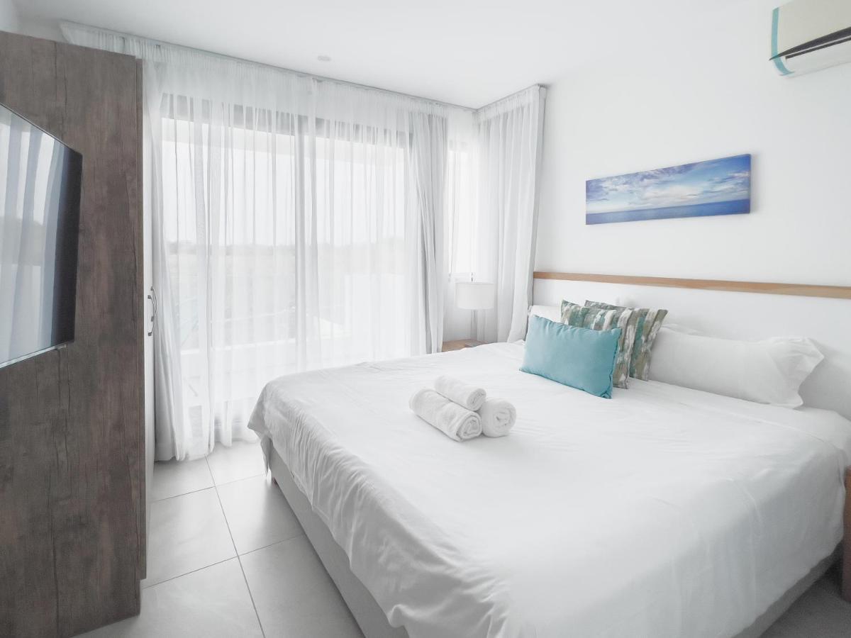 Residence Celestial - Premium 3 Bedrooms Villa With Volcanic Stone Pool Grand Baie Exteriör bild