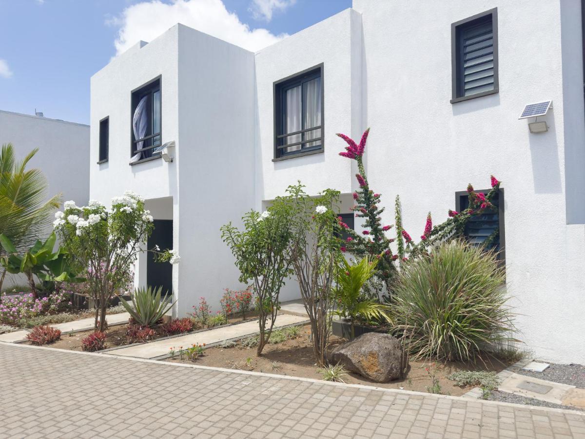 Residence Celestial - Premium 3 Bedrooms Villa With Volcanic Stone Pool Grand Baie Exteriör bild
